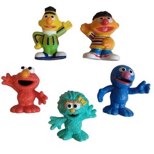 Sesame Street 2013&2018 Hasbro Characters Set of 5‎